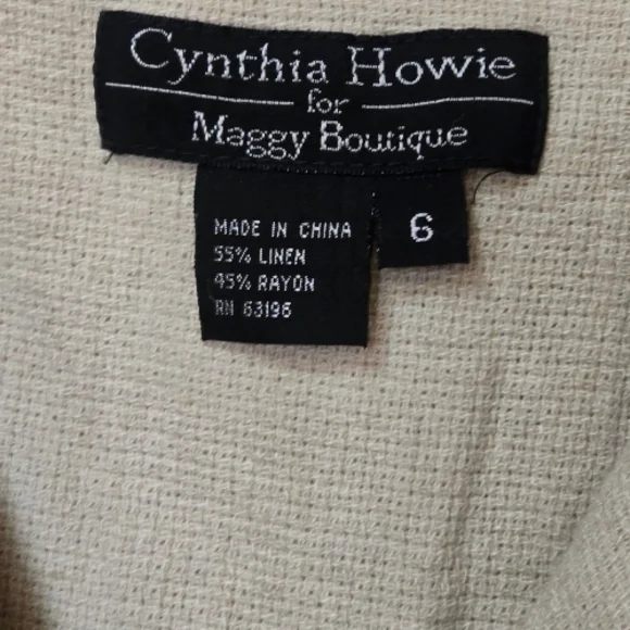 Chic Beige Button-Front Midi Dress - Picture 5 of 6